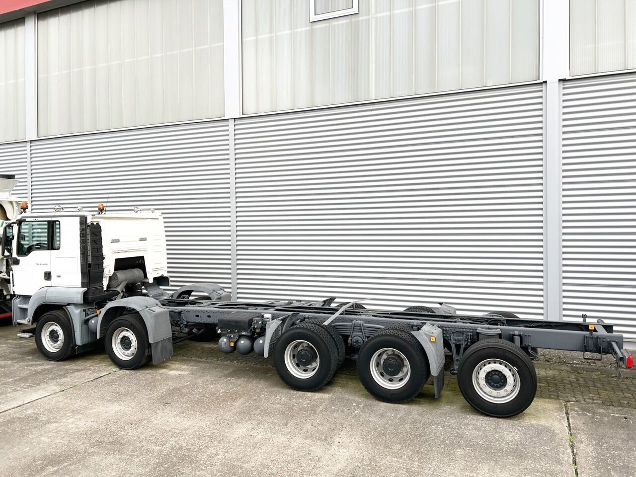 MAN TGS 50.480BB 10x4 Retarder TGS 50.480BB 10x4 Retarder, 3-f.NA - Chasis camión: foto 3 MAN TGS 50.480BB 10x4 Retarder TGS 50.480BB 10x4 Retarder, 3-f.NA - Chasis camión: foto 3