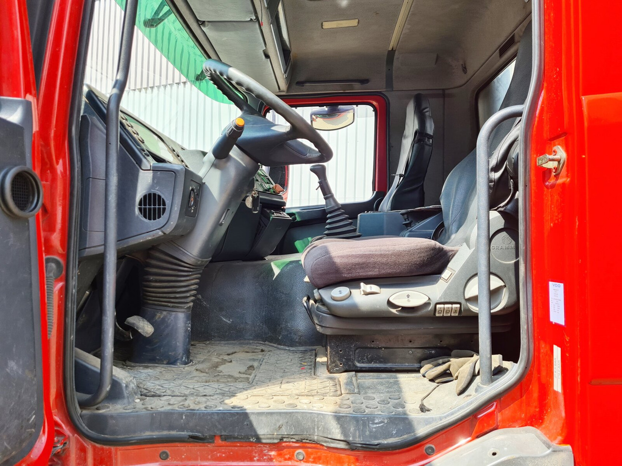Mercedes-Benz Actros 1835 K 4x2 Actros 1835 K 4x2 - Chasis camión: foto 3 Mercedes-Benz Actros 1835 K 4x2 Actros 1835 K 4x2 - Chasis camión: foto 3