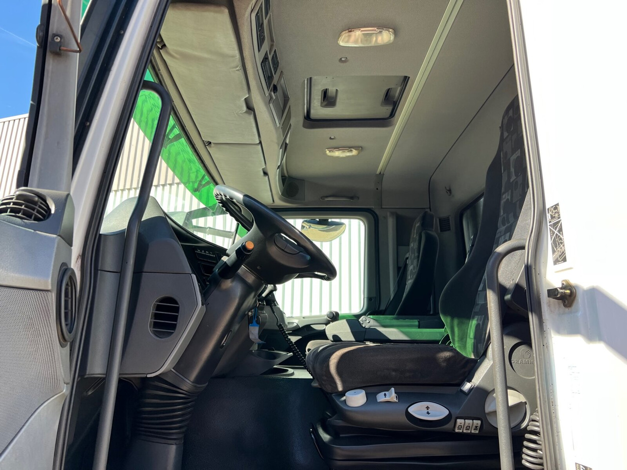 Mercedes-Benz Actros 2541 L 6x2 Actros 2541 L 6x2/48 Retarder, Lenk-/Liftachse - Multibasculante camión: foto 3 Mercedes-Benz Actros 2541 L 6x2 Actros 2541 L 6x2/48 Retarder, Lenk-/Liftachse - Multibasculante camión: foto 3