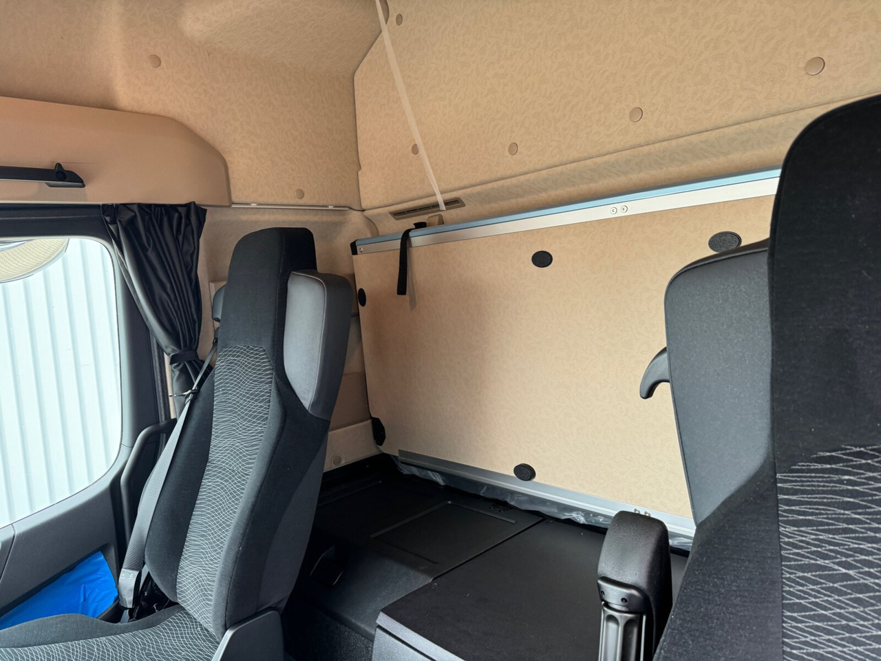 Multibasculante camión nuevo Mercedes-Benz Actros 2545 L 6x2 Actros 2545 L 6x2, Lenk-/Liftachse, StreamSpace, MultimediaCockpit: foto 6