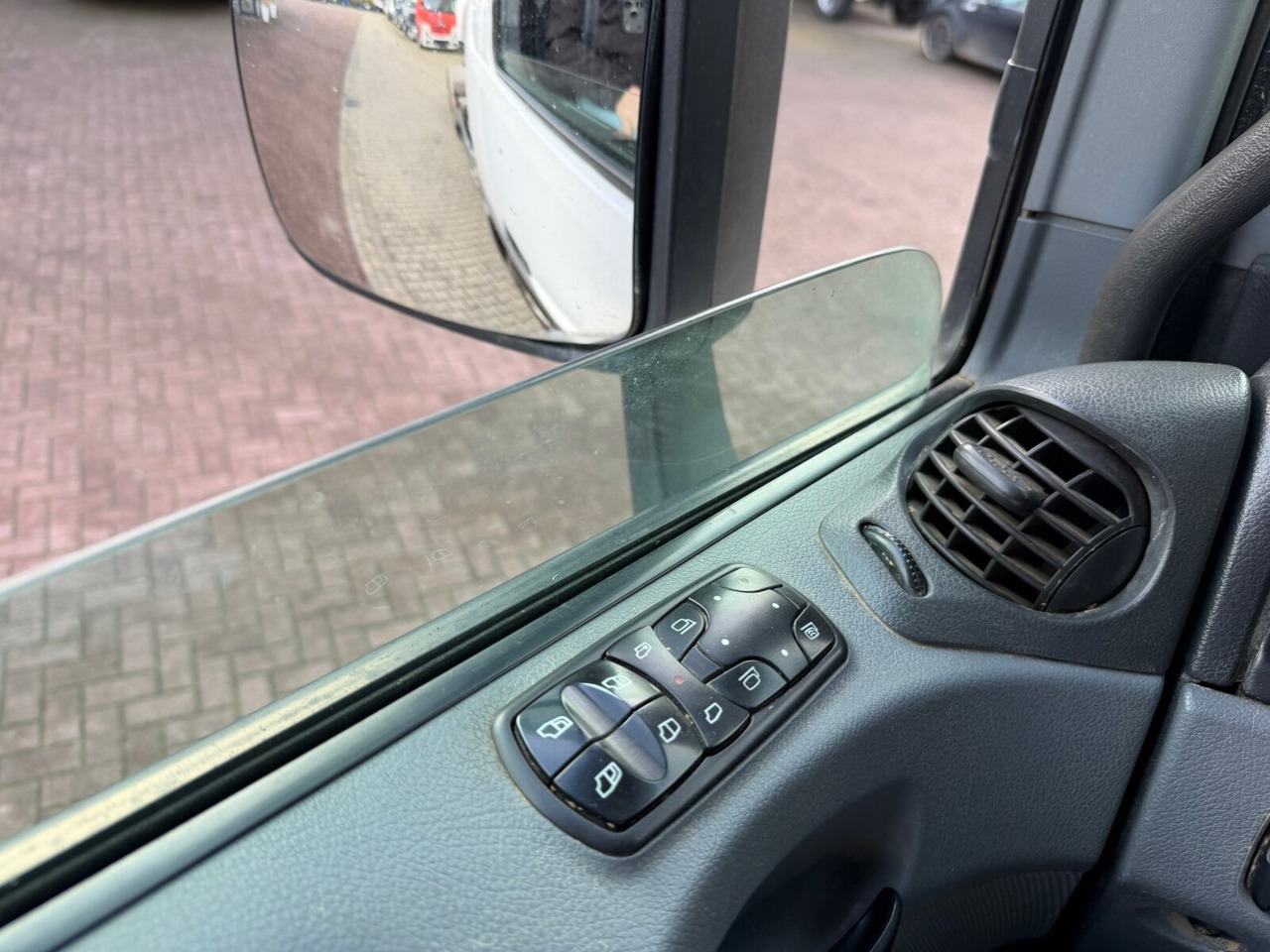 Mercedes-Benz Actros 2644 L 6x4 Actros 2644 L 6x4 - Chasis camión: foto 2 Mercedes-Benz Actros 2644 L 6x4 Actros 2644 L 6x4 - Chasis camión: foto 2