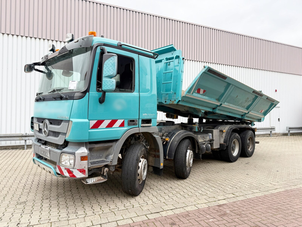 Mercedes-Benz Actros 3241 K 8x4/4 Actros 3241 K 8x4/4, Bordmatik - Volquete camión: foto 1 Mercedes-Benz Actros 3241 K 8x4/4 Actros 3241 K 8x4/4, Bordmatik - Volquete camión: foto 1