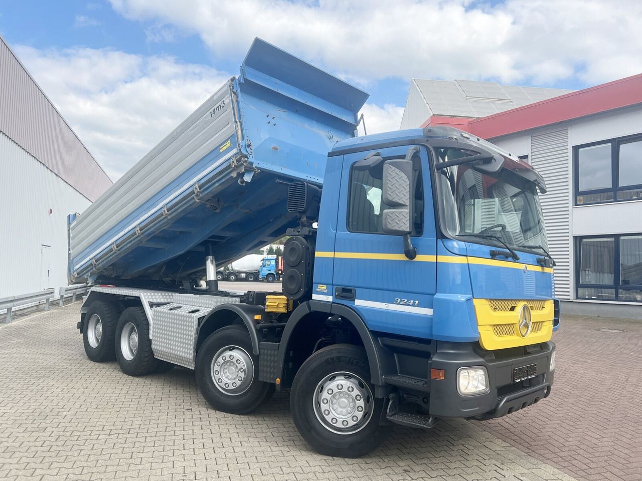 Leasing financiero de Mercedes-Benz Actros MP 3, 3241/8x4, Actros MP 3, 3241/8x4, Alukipper Bordmatik, Kli-Ret leasing Mercedes-Benz Actros MP 3, 3241/8x4, Actros MP 3, 3241/8x4, Alukipper Bordmatik, Kli-Ret: foto 8 Leasing financiero de Mercedes-Benz Actros MP 3, 3241/8x4, Actros MP 3, 3241/8x4, Alukipper Bordmatik, Kli-Ret leasing Mercedes-Benz Actros MP 3, 3241/8x4, Actros MP 3, 3241/8x4, Alukipper Bordmatik, Kli-Ret: foto 8