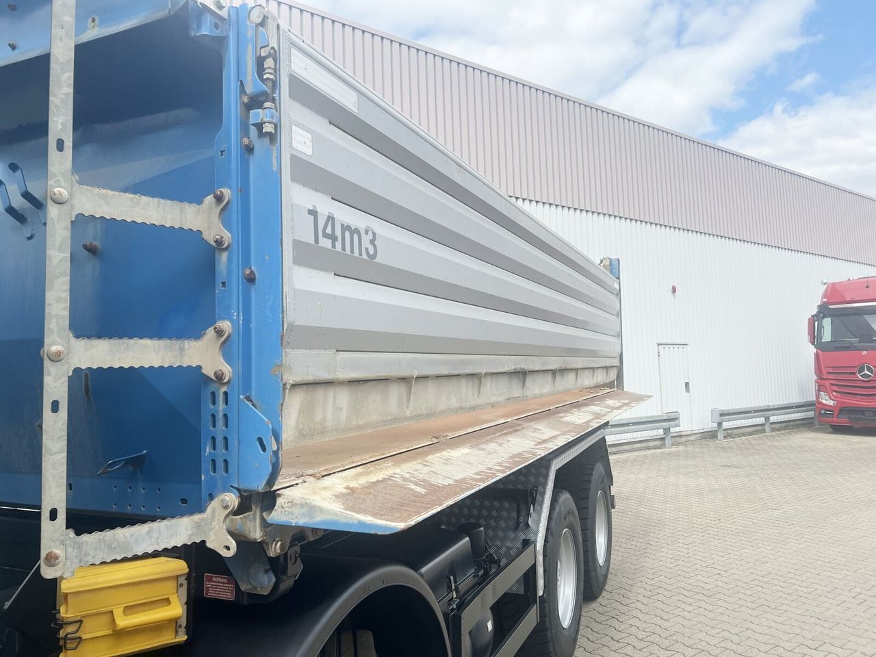Leasing financiero de Mercedes-Benz Actros MP 3, 3241/8x4, Actros MP 3, 3241/8x4, Alukipper Bordmatik, Kli-Ret leasing Mercedes-Benz Actros MP 3, 3241/8x4, Actros MP 3, 3241/8x4, Alukipper Bordmatik, Kli-Ret: foto 14 Leasing financiero de Mercedes-Benz Actros MP 3, 3241/8x4, Actros MP 3, 3241/8x4, Alukipper Bordmatik, Kli-Ret leasing Mercedes-Benz Actros MP 3, 3241/8x4, Actros MP 3, 3241/8x4, Alukipper Bordmatik, Kli-Ret: foto 14