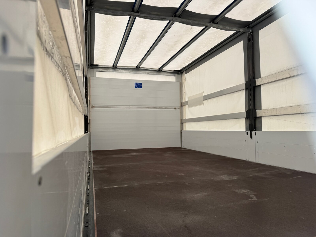 Camión caja abierta Mercedes-Benz Arocs 1827 A 4x4 Arocs 1827 A 4x4, Ex-!: foto 15 Camión caja abierta Mercedes-Benz Arocs 1827 A 4x4 Arocs 1827 A 4x4, Ex-!: foto 15