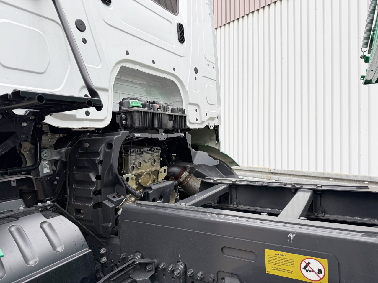 Mercedes-Benz Arocs 1840 K 4x2 Arocs 1840 K 4x2, MultimediaCockpit, Alu-Bordwände, Platz für Kranmontage - Volquete camión: foto 4 Mercedes-Benz Arocs 1840 K 4x2 Arocs 1840 K 4x2, MultimediaCockpit, Alu-Bordwände, Platz für Kranmontage - Volquete camión: foto 4