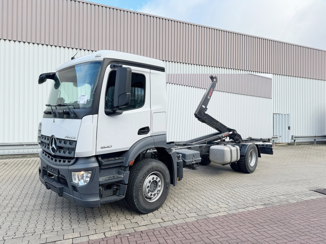 Mercedes-Benz Arocs 1840 L 4x2 Arocs 1840 L 4x2/48, MultimediaCockpit, Navi - Multibasculante camión: foto 1 Mercedes-Benz Arocs 1840 L 4x2 Arocs 1840 L 4x2/48, MultimediaCockpit, Navi - Multibasculante camión: foto 1