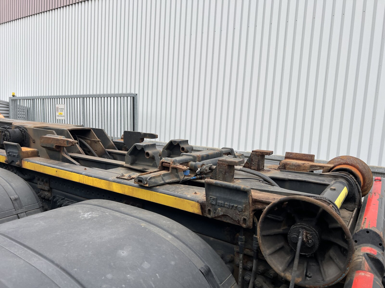 Multibasculante camión Mercedes-Benz Arocs 2552 L 6x2 Arocs 2552 L 6x2, Lenk-/Liftachse: foto 12