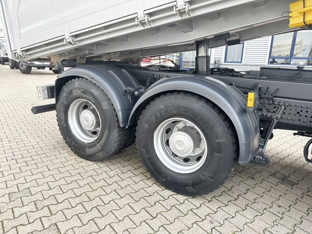 Mercedes-Benz Arocs 2643 LK 6x6 HAD Arocs 2643 LK 6x6 HAD, HydroDrive - Volquete camión: foto 3 Mercedes-Benz Arocs 2643 LK 6x6 HAD Arocs 2643 LK 6x6 HAD, HydroDrive - Volquete camión: foto 3