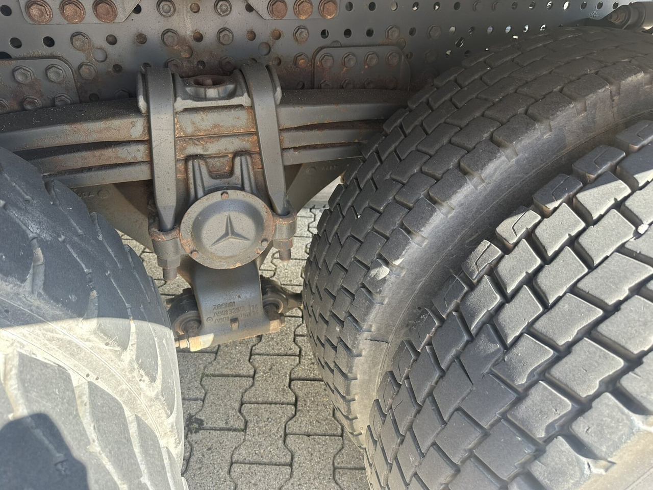 Mercedes-Benz Arocs 2645 K 6x4 Arocs 2645 K 6x4, Retarder - Volquete camión: foto 4 Mercedes-Benz Arocs 2645 K 6x4 Arocs 2645 K 6x4, Retarder - Volquete camión: foto 4