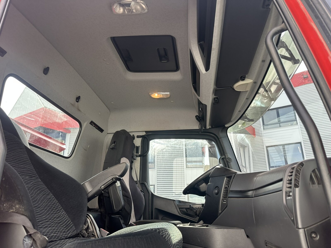 Volquete camión Mercedes-Benz Arocs 2645 K 6x4 Arocs 2645 K 6x4, Retarder, Bordmatik: foto 7 Volquete camión Mercedes-Benz Arocs 2645 K 6x4 Arocs 2645 K 6x4, Retarder, Bordmatik: foto 7