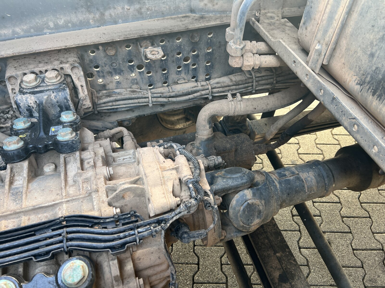 Mercedes-Benz Arocs 3243 K 8x4/4 Arocs 3243 K 8x4/4, Bordmatik - Volquete camión: foto 2 Mercedes-Benz Arocs 3243 K 8x4/4 Arocs 3243 K 8x4/4, Bordmatik - Volquete camión: foto 2