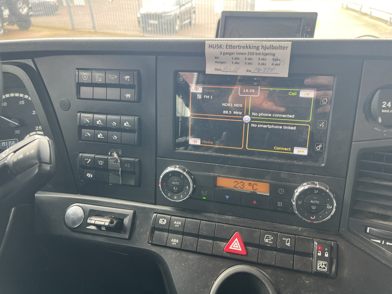 Mercedes-Benz Arocs 3253 K 8x4/4 Arocs 3253 K 8x4/4, Retarder - Multibasculante camión: foto 3 Mercedes-Benz Arocs 3253 K 8x4/4 Arocs 3253 K 8x4/4, Retarder - Multibasculante camión: foto 3