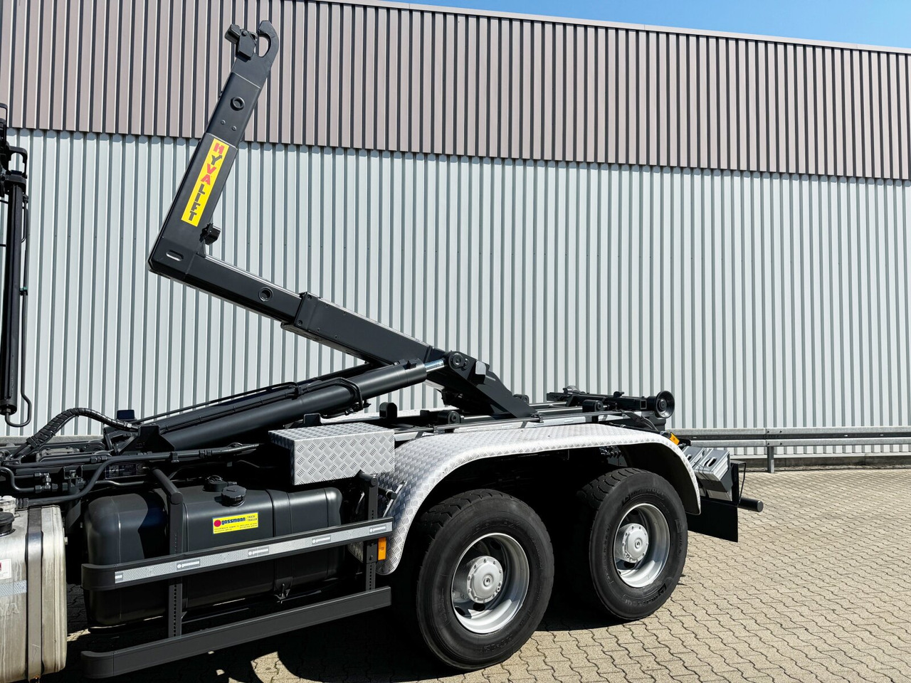 Mercedes-Benz Arocs 3351 AK 6x6 Arocs 3351 AK 6x6, Retarder, Navi, Grounder, Kran Atlas AK 190.2E, Funk - Multibasculante camión, Camión grúa: foto 3 Mercedes-Benz Arocs 3351 AK 6x6 Arocs 3351 AK 6x6, Retarder, Navi, Grounder, Kran Atlas AK 190.2E, Funk - Multibasculante camión, Camión grúa: foto 3