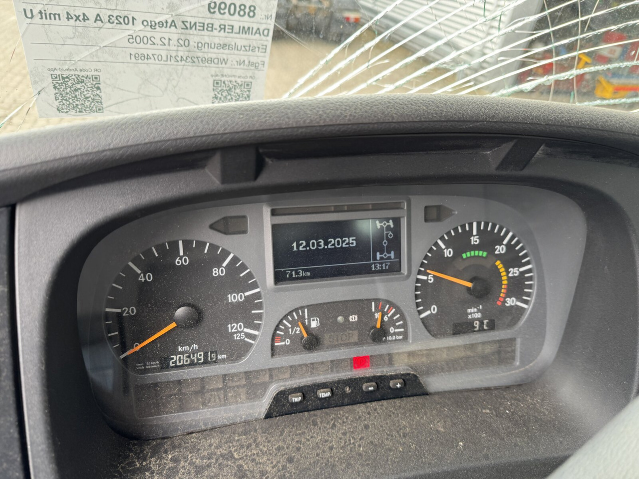 Mercedes-Benz Atego 1023 A 4x4 mit Unfallschaden! Atego 1023 A 4x4, Einzelbereifung, Heckkran Palfinger PK4501-B, Funk, UNFALLSCHADEN! - Chasis camión, Camión grúa: foto 2 Mercedes-Benz Atego 1023 A 4x4 mit Unfallschaden! Atego 1023 A 4x4, Einzelbereifung, Heckkran Palfinger PK4501-B, Funk, UNFALLSCHADEN! - Chasis camión, Camión grúa: foto 2