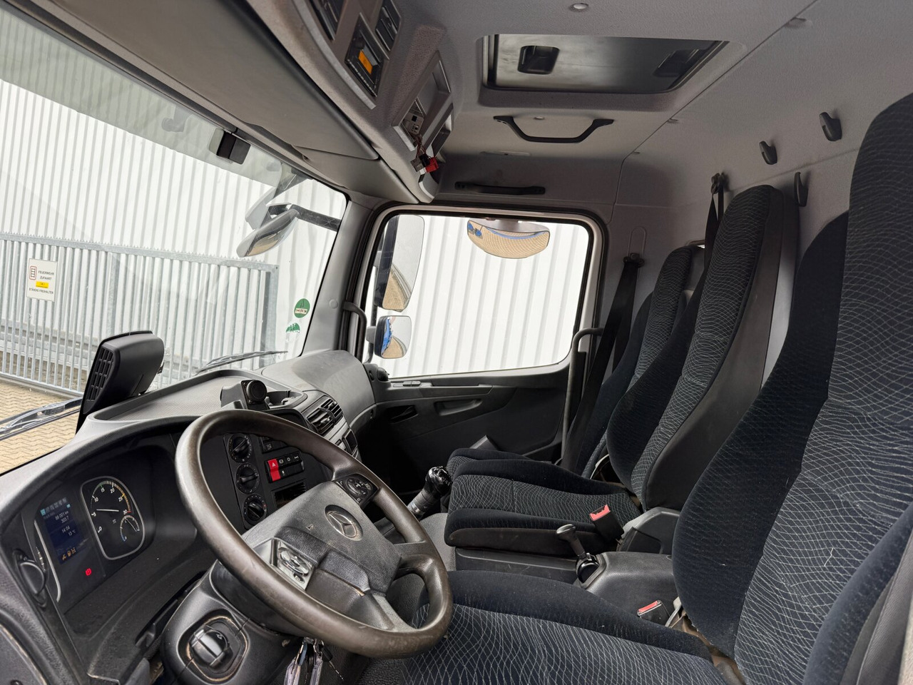 Mercedes-Benz Atego 1224 K 4x2 Atego 1224 K 4x2, Meiller 3-S-Kipper  2x AHK Öl - Volquete camión: foto 2 Mercedes-Benz Atego 1224 K 4x2 Atego 1224 K 4x2, Meiller 3-S-Kipper  2x AHK Öl - Volquete camión: foto 2