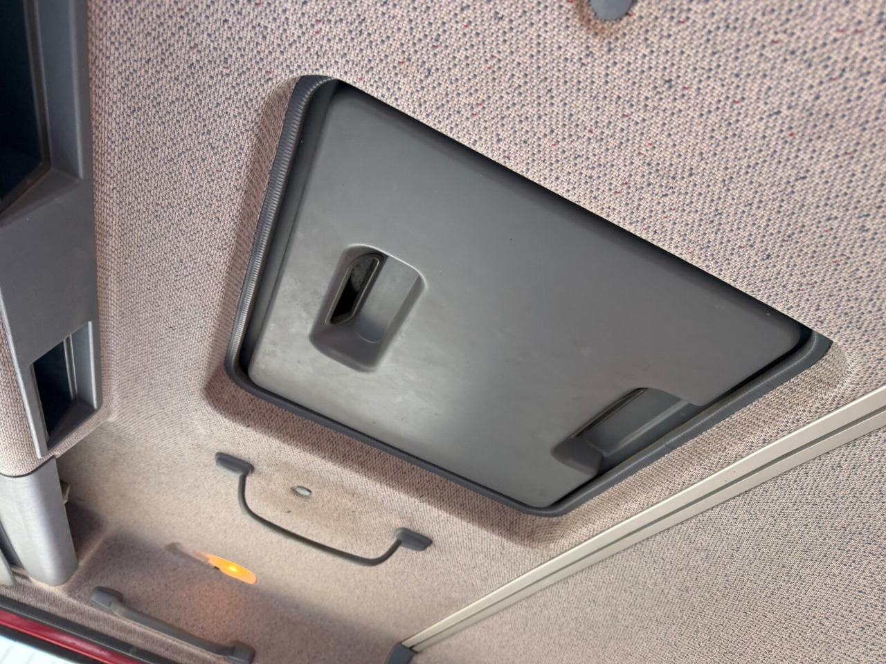 Mercedes-Benz Atego 1523 AK 4x4 Atego 1523 AK 4x4 - Volquete camión: foto 2 Mercedes-Benz Atego 1523 AK 4x4 Atego 1523 AK 4x4 - Volquete camión: foto 2