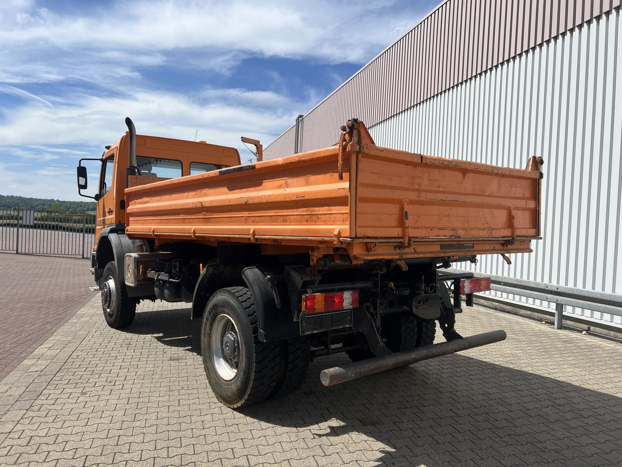 Volquete camión Mercedes-Benz Atego 1823 AK 4x4 Atego 1823 AK 4x4: foto 11 Volquete camión Mercedes-Benz Atego 1823 AK 4x4 Atego 1823 AK 4x4: foto 11