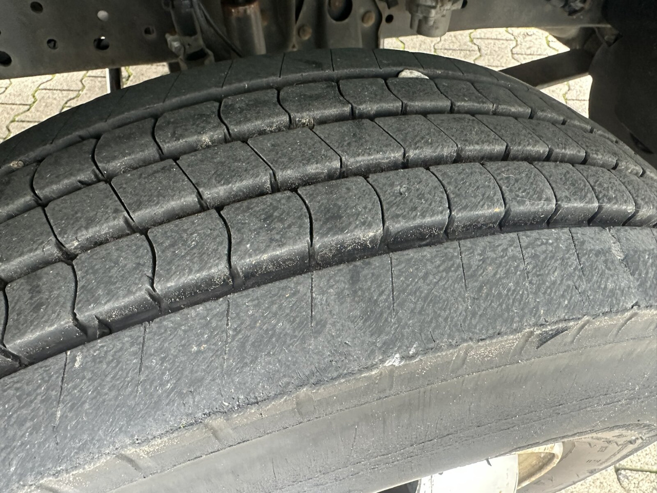 Mercedes-Benz Atego 815 K 4x2 Atego 815 K 4x2, 2x AHK - Volquete camión: foto 4 Mercedes-Benz Atego 815 K 4x2 Atego 815 K 4x2, 2x AHK - Volquete camión: foto 4