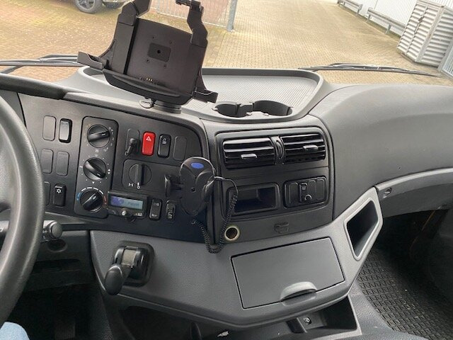 Camión grúa, Camión caja abierta Mercedes-Benz Axor 1833 L 4x2 Axor 1833 L 4x2 mit Heckkran Hiab XS 133 K-2: foto 5