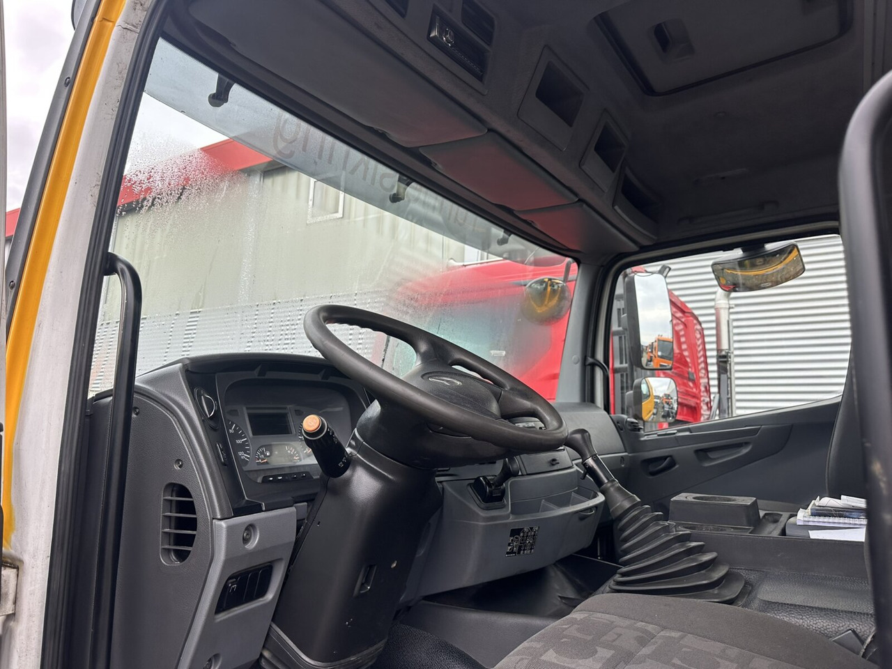 Mercedes-Benz Axor 2629 K 6x4 Axor 2629 K 6x4, PTO, Steel, Manual, 6-Zylinder - Chasis camión: foto 4 Mercedes-Benz Axor 2629 K 6x4 Axor 2629 K 6x4, PTO, Steel, Manual, 6-Zylinder - Chasis camión: foto 4