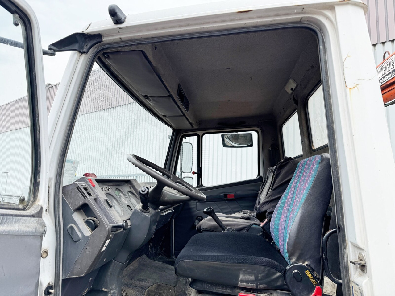 Mercedes-Benz LK 814 4x2 LK 814 4x2, 6-Zylinder, Kran Tirre Euro 35 - Camión grúa, Camión caja abierta: foto 3 Mercedes-Benz LK 814 4x2 LK 814 4x2, 6-Zylinder, Kran Tirre Euro 35 - Camión grúa, Camión caja abierta: foto 3