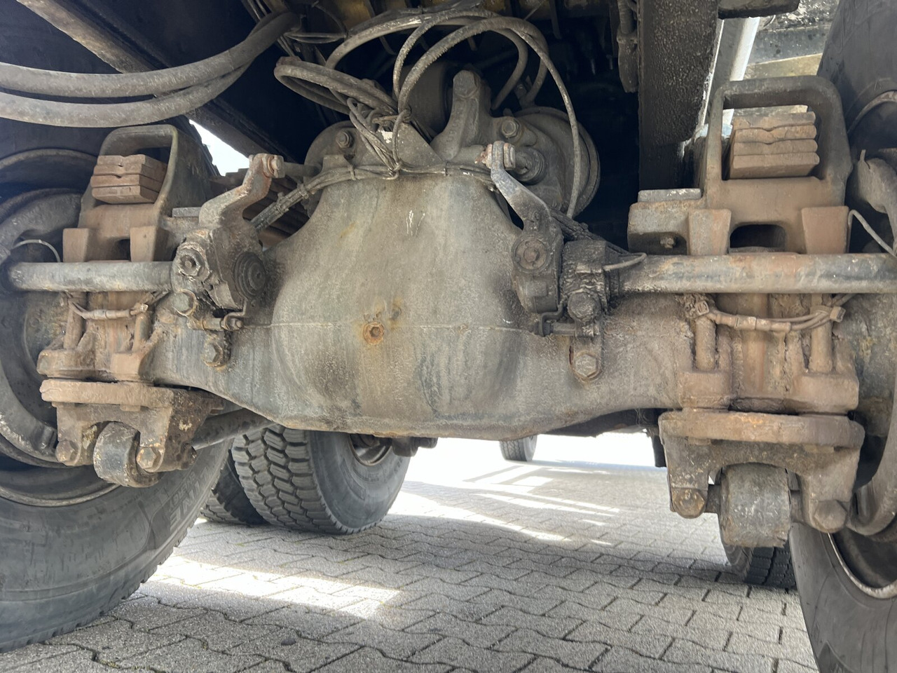 Chasis camión Mercedes-Benz SK II 2638/44 A 6x6 SK II 2638/44 A 6x6, V8, Retarder: foto 9