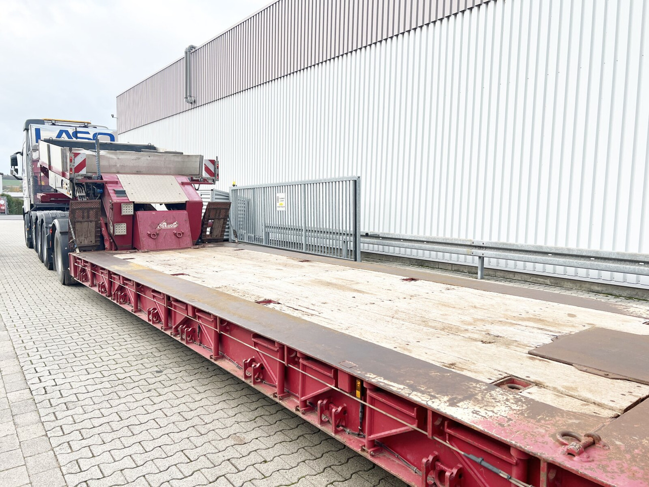 Nooteboom Euro-64-13 Euro-64-13, Jeepdolly, Tiefbett, Verbr. auf 3,2m, hydr. Lenkung - Góndola rebajadas semirremolque: foto 4 Nooteboom Euro-64-13 Euro-64-13, Jeepdolly, Tiefbett, Verbr. auf 3,2m, hydr. Lenkung - Góndola rebajadas semirremolque: foto 4