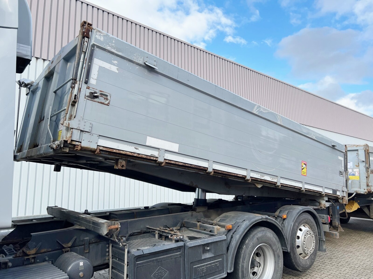 Volquete camión Scania R560 6x2 R560 6x2, V8, Retarder, Liftachse, Standklima, Alu-Bordwände, ca. 15m³: foto 14 Volquete camión Scania R560 6x2 R560 6x2, V8, Retarder, Liftachse, Standklima, Alu-Bordwände, ca. 15m³: foto 14