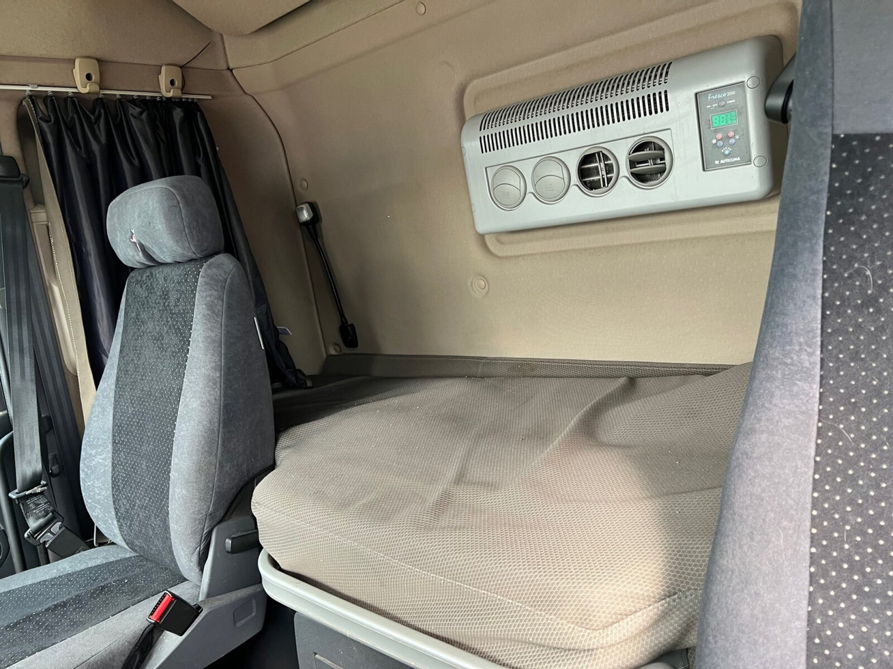 Volquete camión Scania R560 6x2 R560 6x2, V8, Retarder, Liftachse, Standklima, Alu-Bordwände, ca. 15m³: foto 6 Volquete camión Scania R560 6x2 R560 6x2, V8, Retarder, Liftachse, Standklima, Alu-Bordwände, ca. 15m³: foto 6