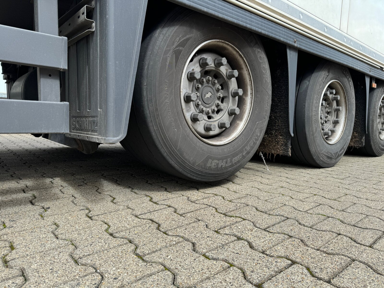 Schmitz Cargobull SKO 24/L-13.4 FP 45 Cool SKO 24/L-13.4 FP 45 Cool, Mega, Carrier, Liftachse, Doppelstock ca. 92m³ - Frigorífico semirremolque: foto 2 Schmitz Cargobull SKO 24/L-13.4 FP 45 Cool SKO 24/L-13.4 FP 45 Cool, Mega, Carrier, Liftachse, Doppelstock ca. 92m³ - Frigorífico semirremolque: foto 2