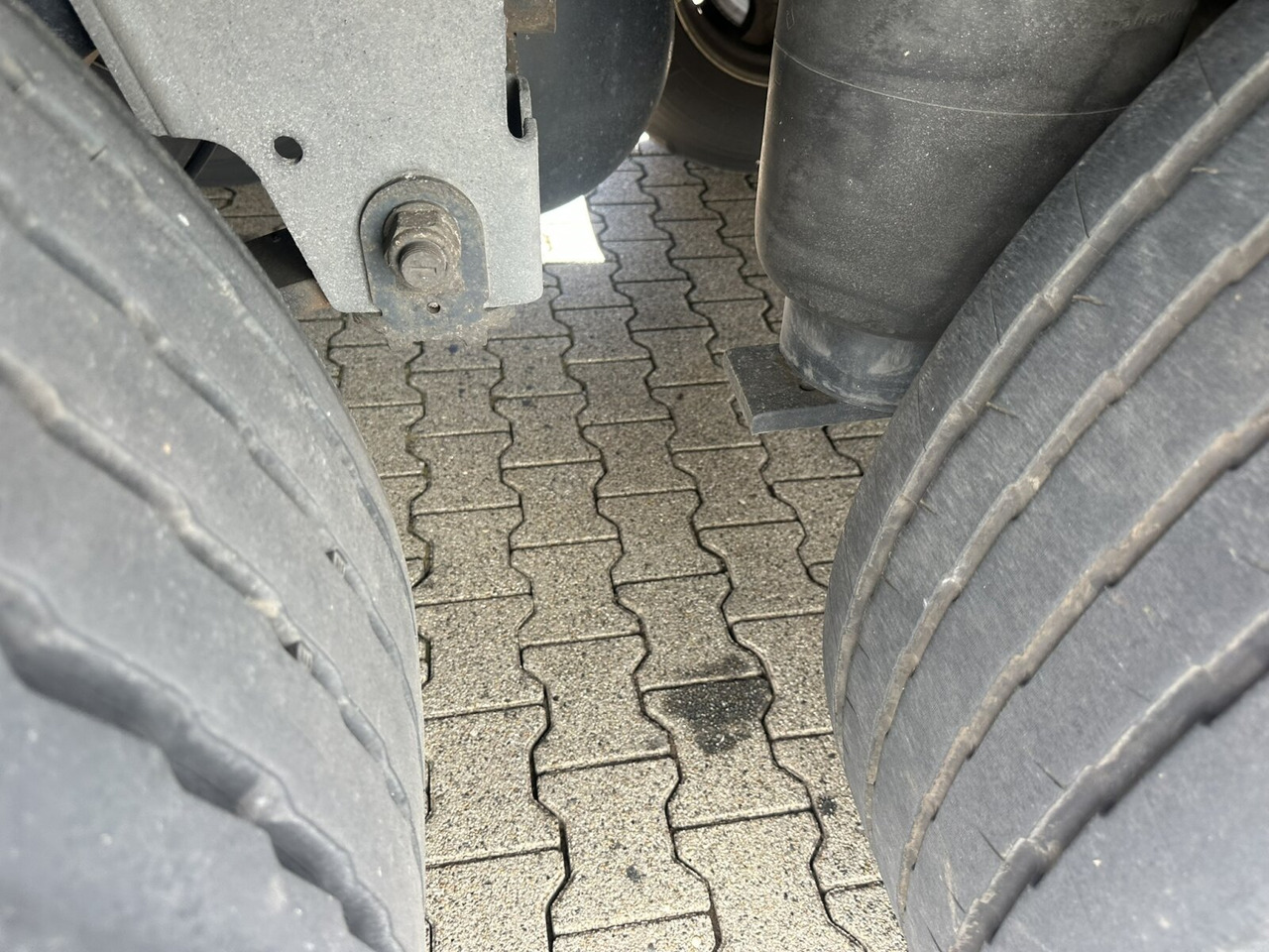 Schmitz Cargobull SKO 24/L-13.4 FP 60 COOL SKO 24/L-13.4 FP 60 COOL - Frigorífico semirremolque: foto 3 Schmitz Cargobull SKO 24/L-13.4 FP 60 COOL SKO 24/L-13.4 FP 60 COOL - Frigorífico semirremolque: foto 3