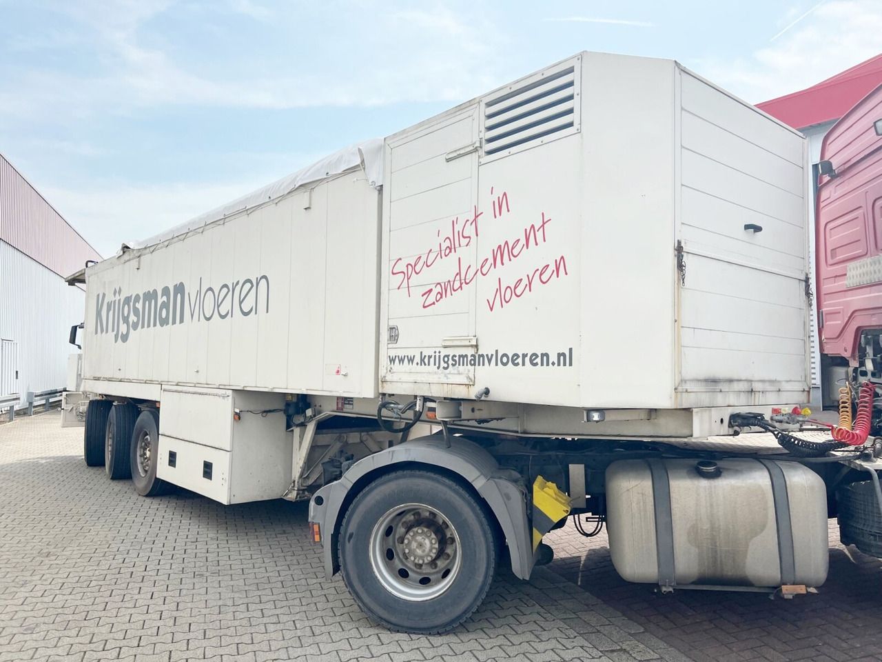 P-393-STI-R-1 KWB, P-393-STI-R-1, 2x Lenkachse, Mörtel-/Estrichauflieger - Semirremolque: foto 5 P-393-STI-R-1 KWB, P-393-STI-R-1, 2x Lenkachse, Mörtel-/Estrichauflieger - Semirremolque: foto 5