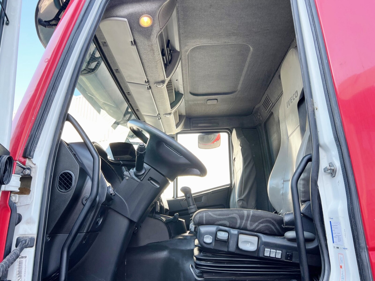 Trakker AD410T50 8x4 Trakker AD410T50 8x4, Stahlmulde ca. 16m³, hydr. Heckklappe - Volquete camión: foto 2 Trakker AD410T50 8x4 Trakker AD410T50 8x4, Stahlmulde ca. 16m³, hydr. Heckklappe - Volquete camión: foto 2