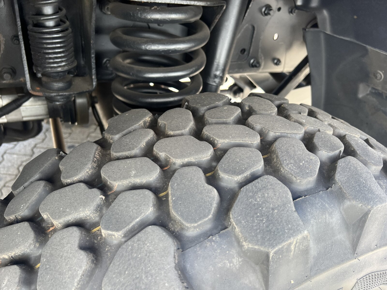 Vehículo comercial ligero Unimog U 20 U405/70 4x4 U 20 U405/70 4x4, Kipper, Winterdienstplatte: foto 6 Vehículo comercial ligero Unimog U 20 U405/70 4x4 U 20 U405/70 4x4, Kipper, Winterdienstplatte: foto 6