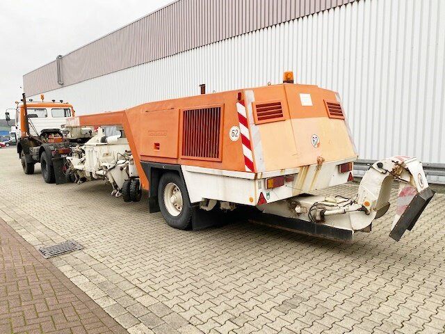 Snow Sweeper P17B Snow Sweeper P17B, V8-Motor, Kehrblasgerät, 4x Vorhanden! - Vehículo municipal, Camión: foto 2 Snow Sweeper P17B Snow Sweeper P17B, V8-Motor, Kehrblasgerät, 4x Vorhanden! - Vehículo municipal, Camión: foto 2