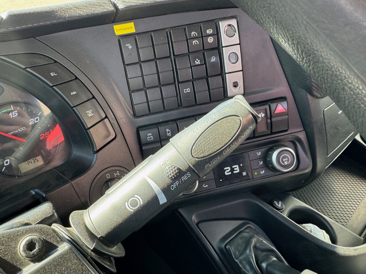 Volquete camión X-Way AD260X46Z 6x4 X-Way AD260X46Z 6x4, Bordmatik: foto 7 Volquete camión X-Way AD260X46Z 6x4 X-Way AD260X46Z 6x4, Bordmatik: foto 7