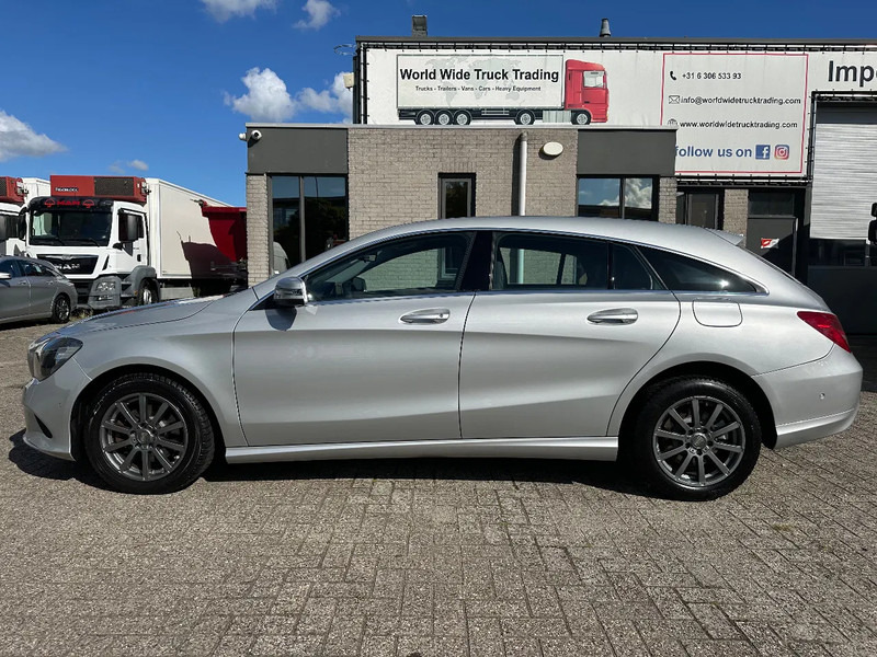 Mercedes-Benz CLA-Klasse 200 D - SHOOTING BRAKE + STANDKLIMA + NAVI - Coche: foto 2 Mercedes-Benz CLA-Klasse 200 D - SHOOTING BRAKE + STANDKLIMA + NAVI - Coche: foto 2
