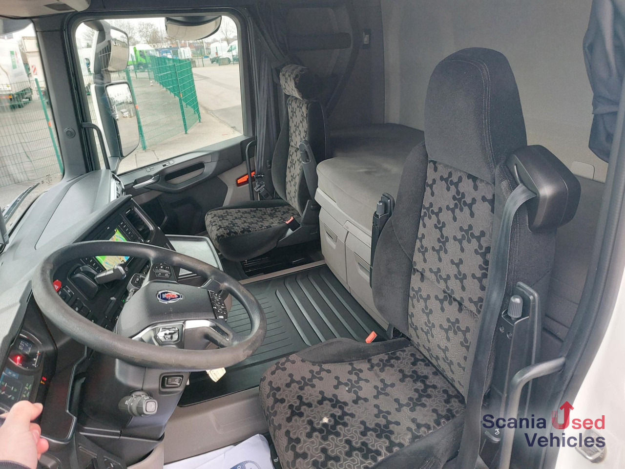 SCANIA R 450 A4x2EB verstellbare Sattelplatte TOP!!! - Cabeza tractora: foto 3 SCANIA R 450 A4x2EB verstellbare Sattelplatte TOP!!! - Cabeza tractora: foto 3