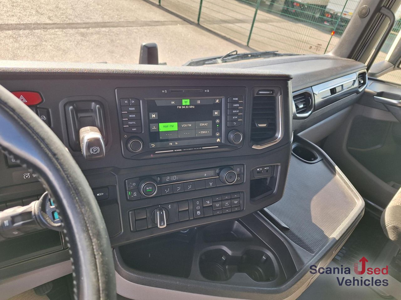 SCANIA S 450 A4x2LA Standklima TOP!!! - Cabeza tractora: foto 2 SCANIA S 450 A4x2LA Standklima TOP!!! - Cabeza tractora: foto 2