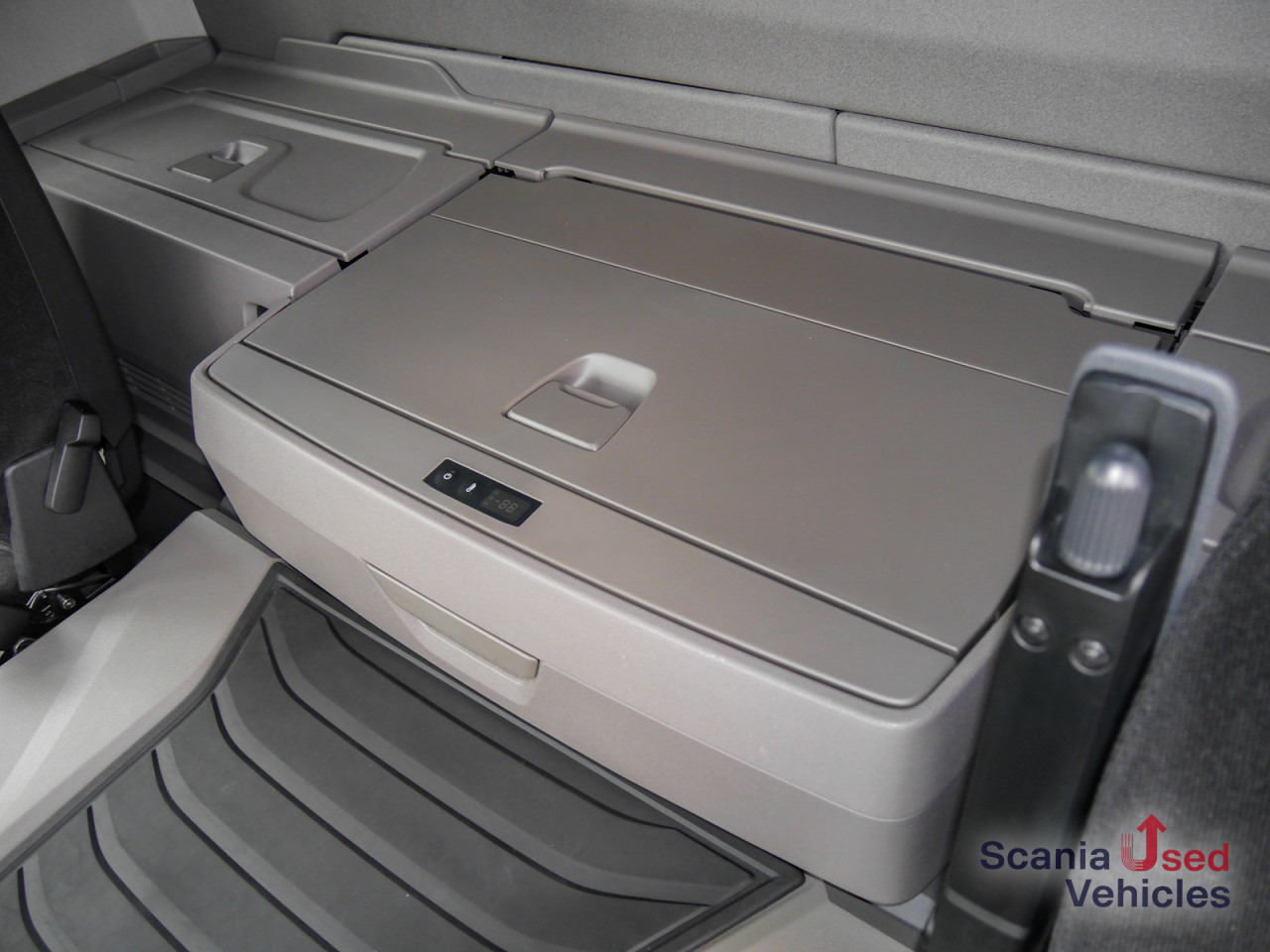 Volquete camión SCANIA G 460 B8x4HZ XT - Meiller D421 / Bordmatik -: foto 7