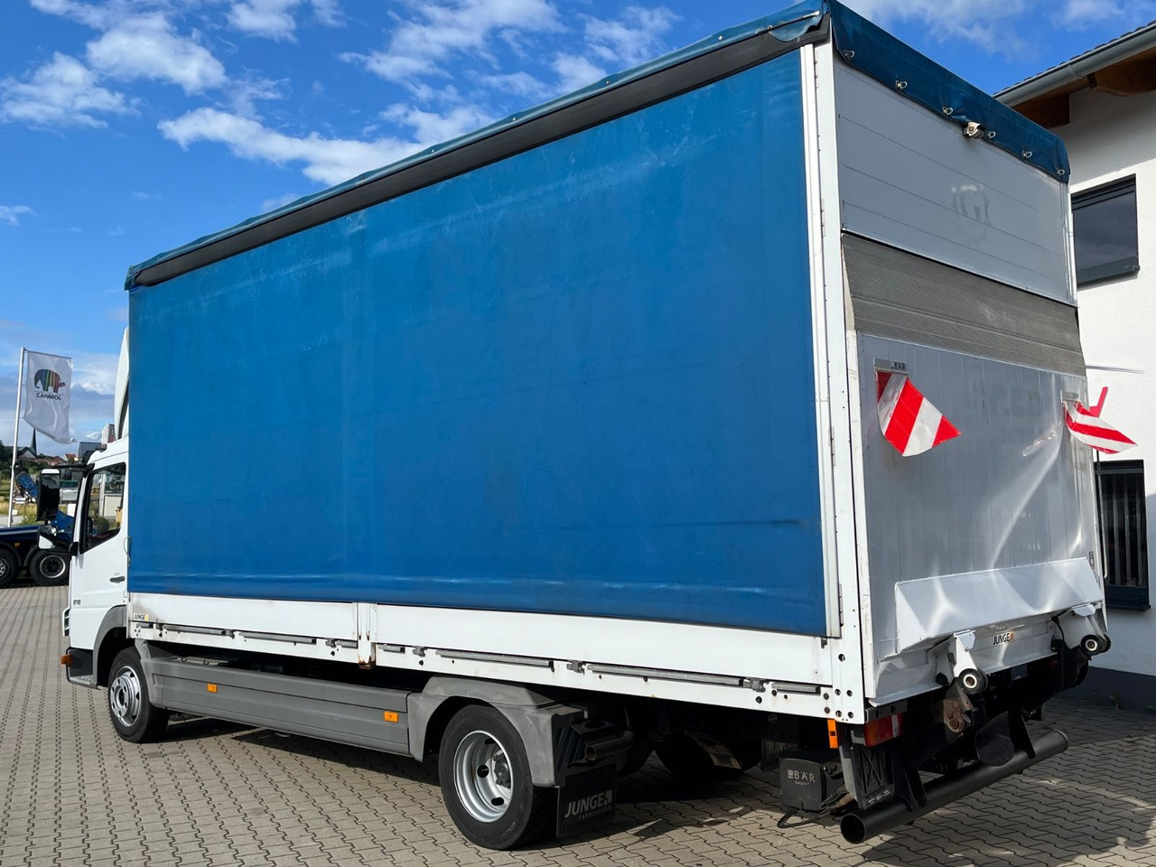 Mercedes-Benz Atego 818 Klima Sperre 74100KM 2,70 Ladehöhe - Furgoneta con caja de lona: foto 5 Mercedes-Benz Atego 818 Klima Sperre 74100KM 2,70 Ladehöhe - Furgoneta con caja de lona: foto 5