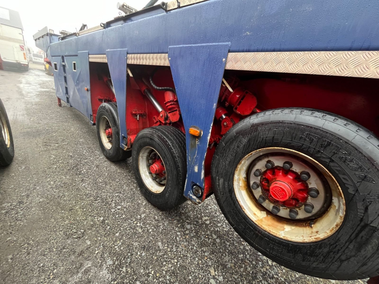 Semirremolque Langendorf SBT 27/32 Innenlader für Betonfertigteile Langendorf SBT 27/32 Innenlader für Betonfertigteile: foto 8 Semirremolque Langendorf SBT 27/32 Innenlader für Betonfertigteile Langendorf SBT 27/32 Innenlader für Betonfertigteile: foto 8