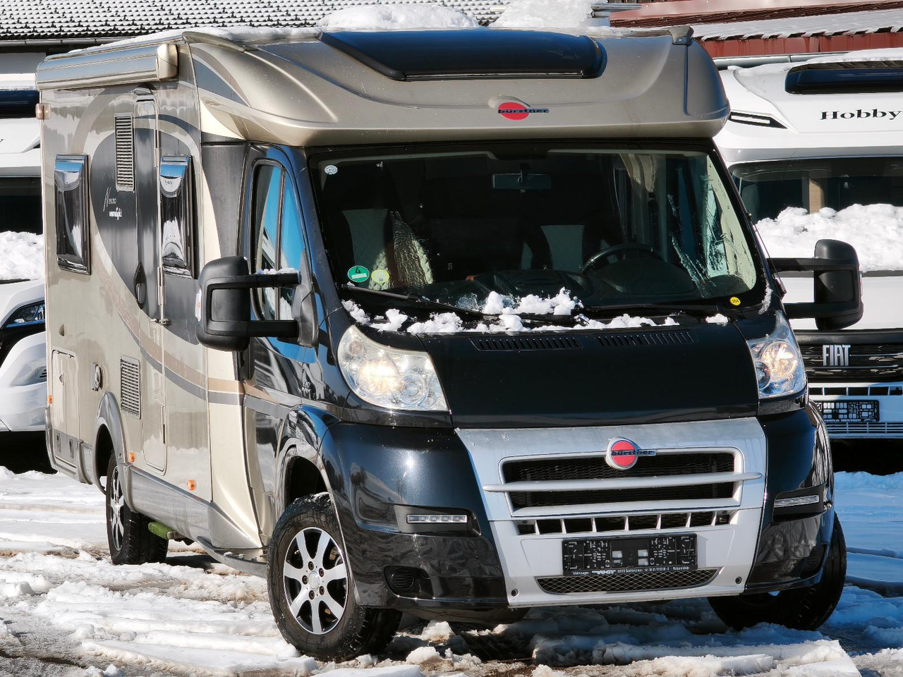 Bürstner Nexxo T660 Moonlight, SAT, AHK,1 Hand - Autocaravana perfilada: foto 1 Bürstner Nexxo T660 Moonlight, SAT, AHK,1 Hand - Autocaravana perfilada: foto 1