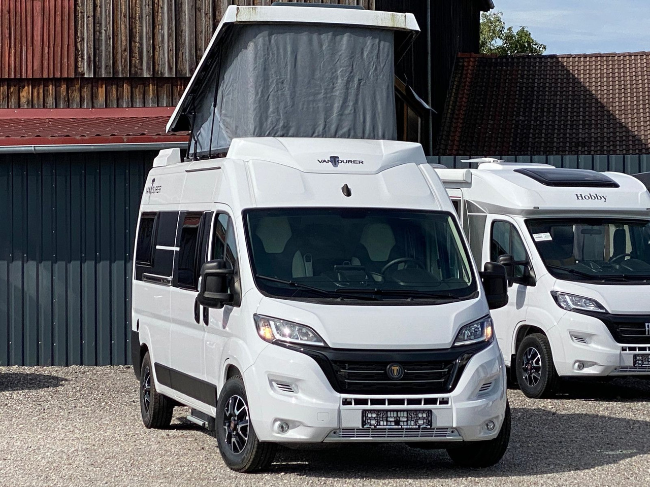 VANTourer 600 D 180PS, mit Aufstelldach,Navi,Markise - Cámper: foto 2 VANTourer 600 D 180PS, mit Aufstelldach,Navi,Markise - Cámper: foto 2