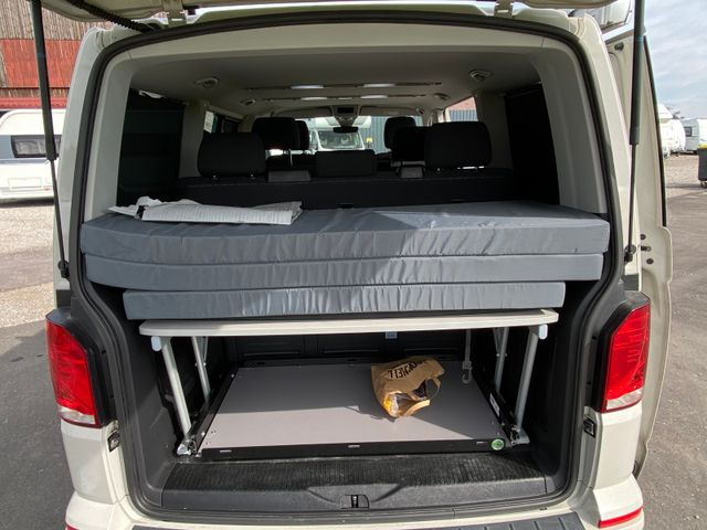 Coche Volkswagen T6.1 Multivan: foto 11 Coche Volkswagen T6.1 Multivan: foto 11