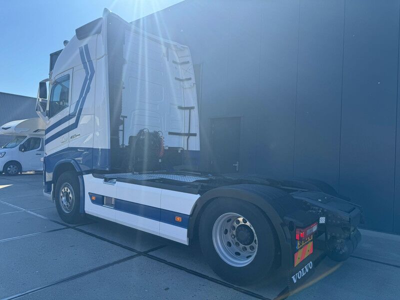 Volvo FH 460 XL / I-Shift / I-Park Cool / 2 Tanks / TUV:3--2027 / NL Truck - Cabeza tractora: foto 3 Volvo FH 460 XL / I-Shift / I-Park Cool / 2 Tanks / TUV:3--2027 / NL Truck - Cabeza tractora: foto 3
