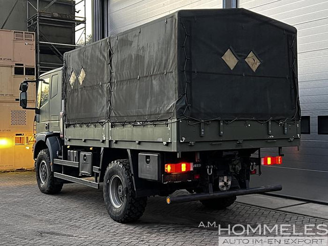 Iveco EuroCargo 100E22 4x4 - Camión: foto 4 Iveco EuroCargo 100E22 4x4 - Camión: foto 4