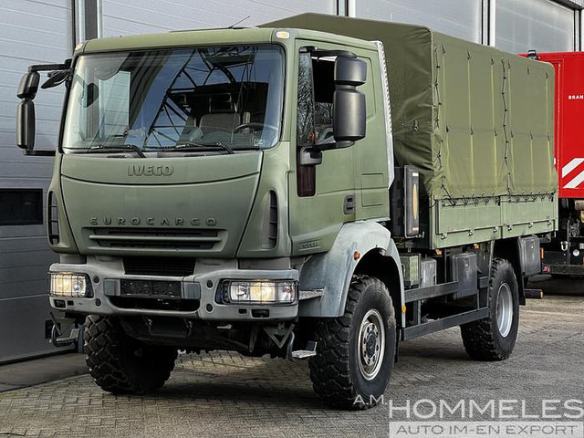 Iveco 100E22 4x4 (M104) - Camión caja abierta: foto 1 Iveco 100E22 4x4 (M104) - Camión caja abierta: foto 1