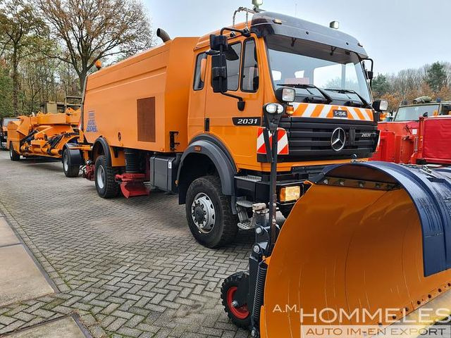 Overaasen RS 200 - Barredora vial: foto 5 Overaasen RS 200 - Barredora vial: foto 5